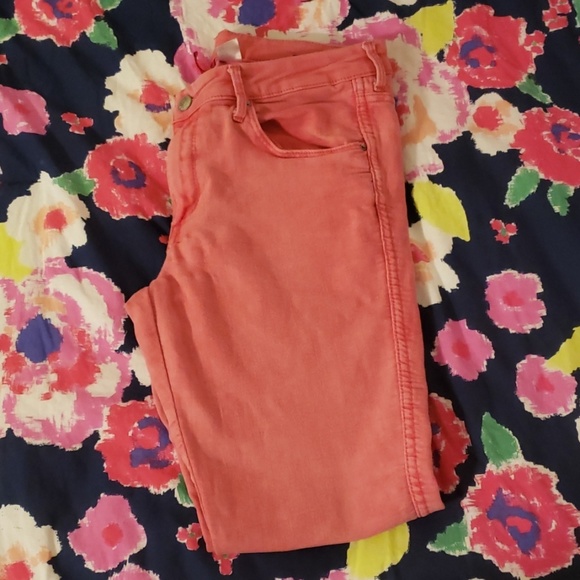 Capri pants - Picture 2 of 3